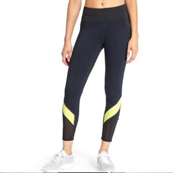 Athleta Colorblock Spliced Sonar 7/8 Tight EUC S - Picture 1 of 4